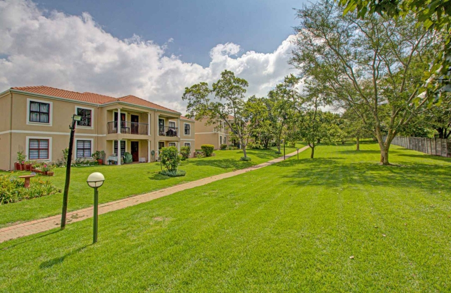 2 Bedroom Property for Sale in Robindale Gauteng