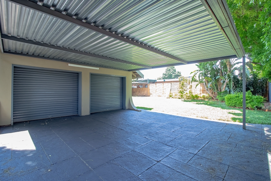 3 Bedroom Property for Sale in Annlin Gauteng