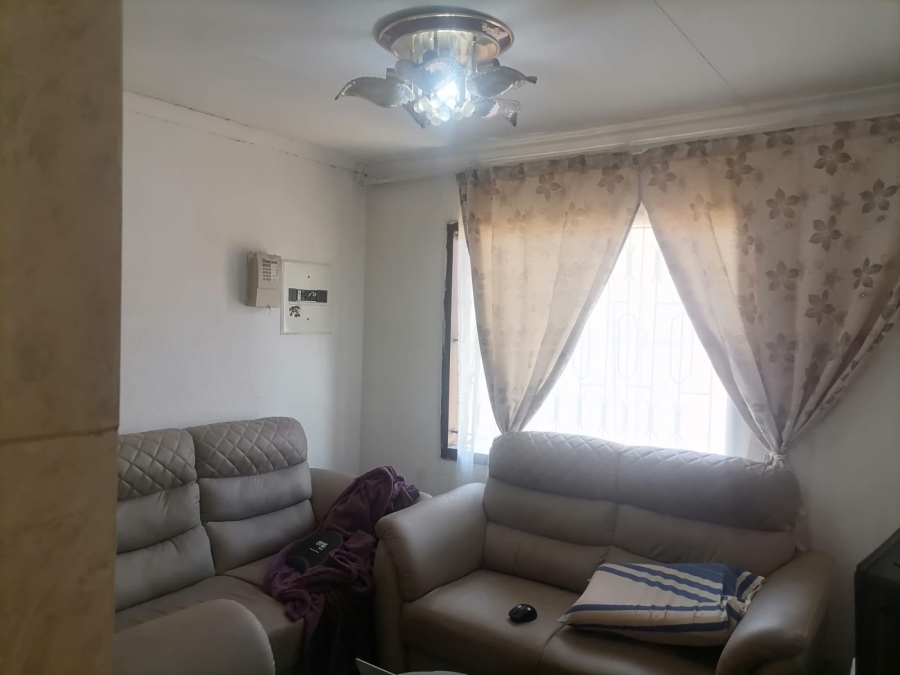 To Let 3 Bedroom Property for Rent in Mabopane Gauteng