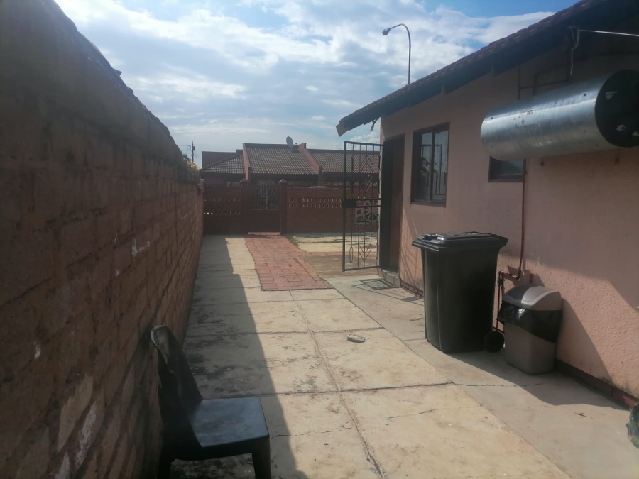 To Let 3 Bedroom Property for Rent in Mabopane Gauteng