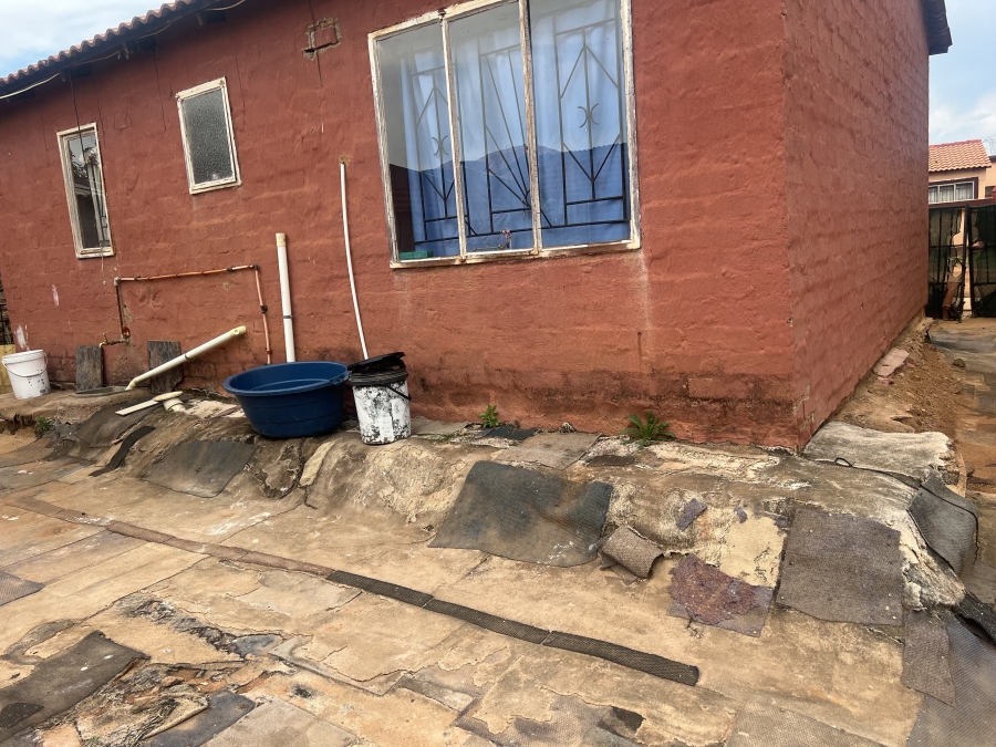 2 Bedroom Property for Sale in Soshanguve South Ext 3 Gauteng