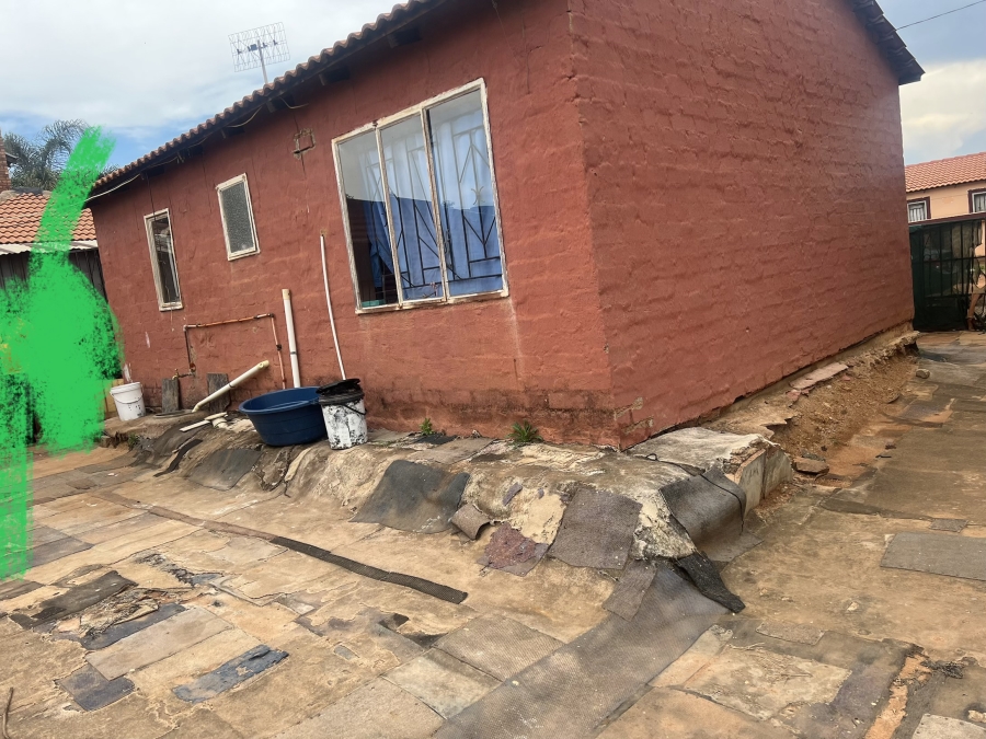 2 Bedroom Property for Sale in Soshanguve South Ext 3 Gauteng