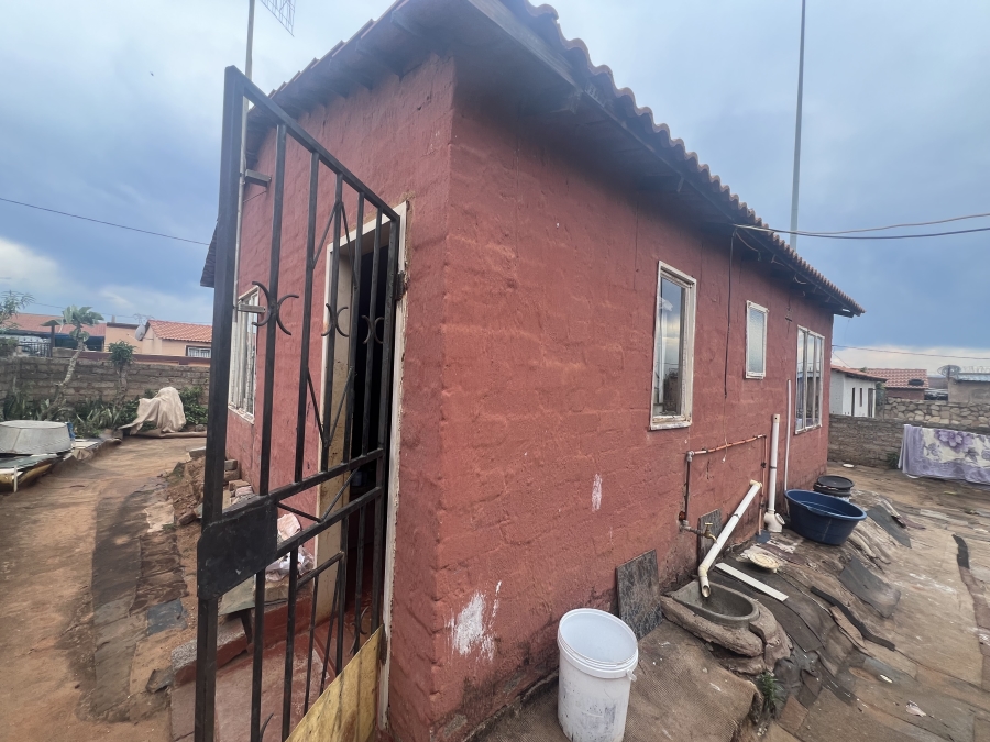 2 Bedroom Property for Sale in Soshanguve South Ext 3 Gauteng