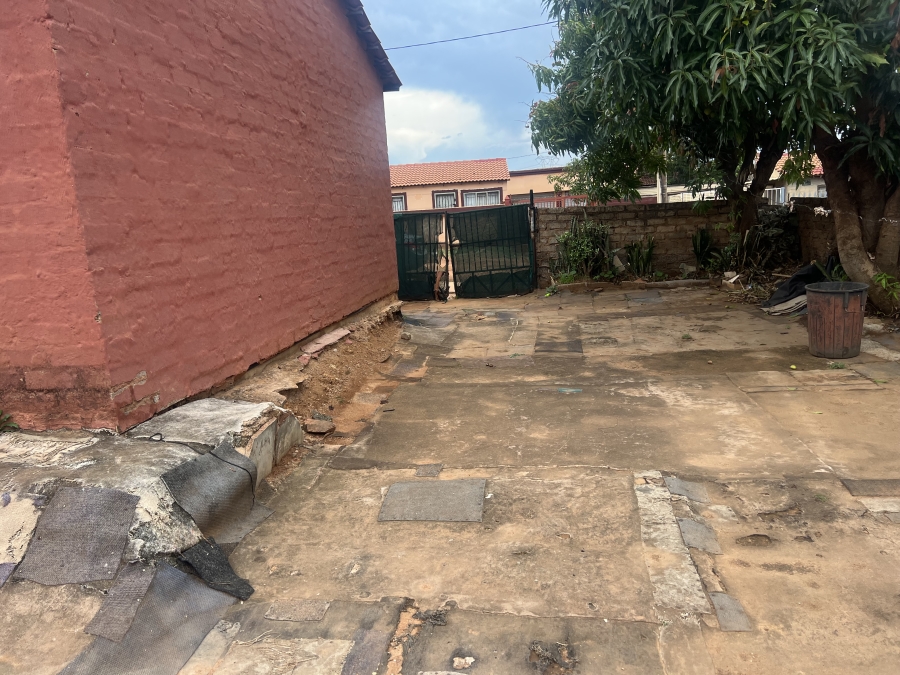 2 Bedroom Property for Sale in Soshanguve South Ext 3 Gauteng