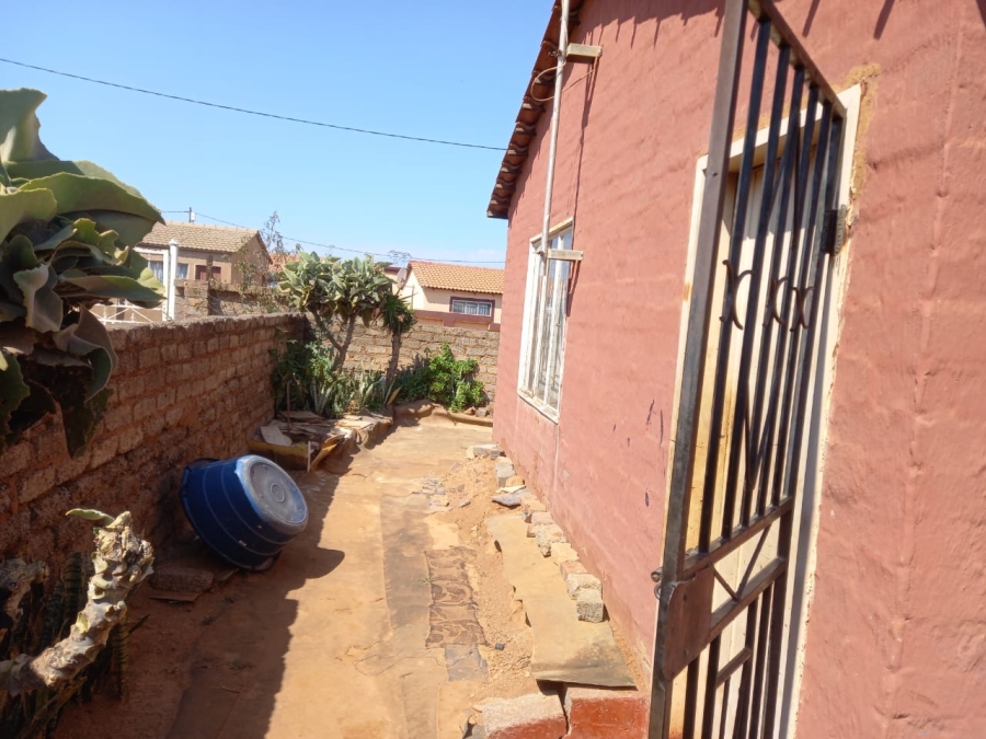 2 Bedroom Property for Sale in Soshanguve South Ext 3 Gauteng