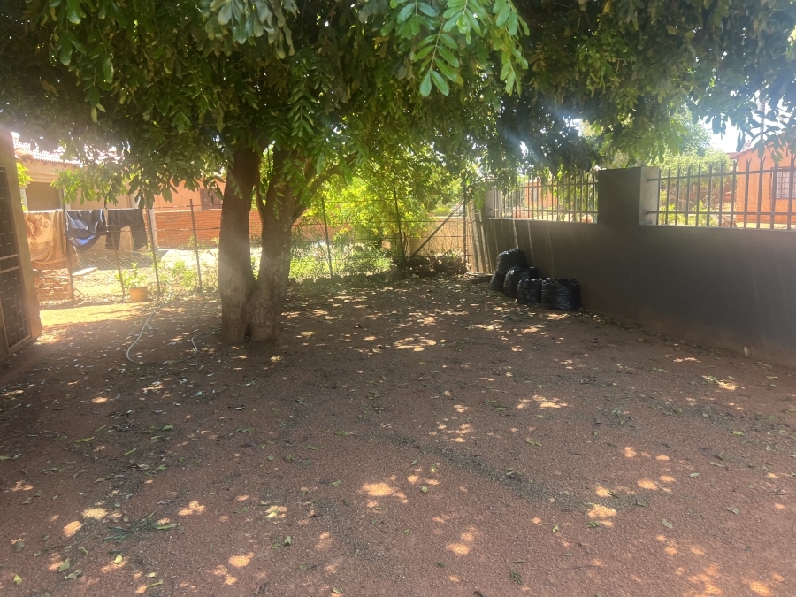 2 Bedroom Property for Sale in Soshanguve South Ext 10 Gauteng