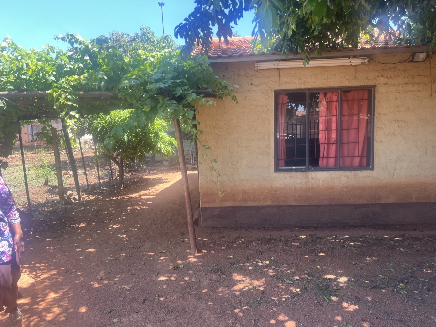 2 Bedroom Property for Sale in Soshanguve South Ext 10 Gauteng