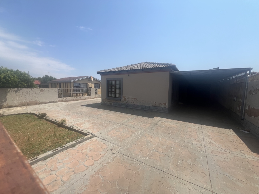 2 Bedroom Property for Sale in Soshanguve L Gauteng