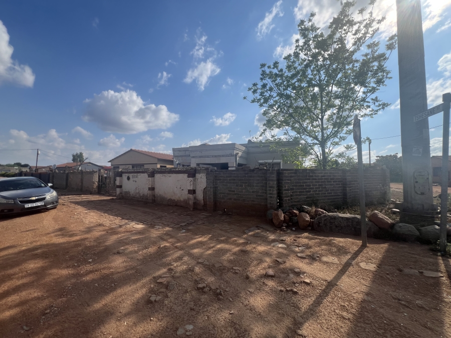 2 Bedroom Property for Sale in Soshanguve South Gauteng