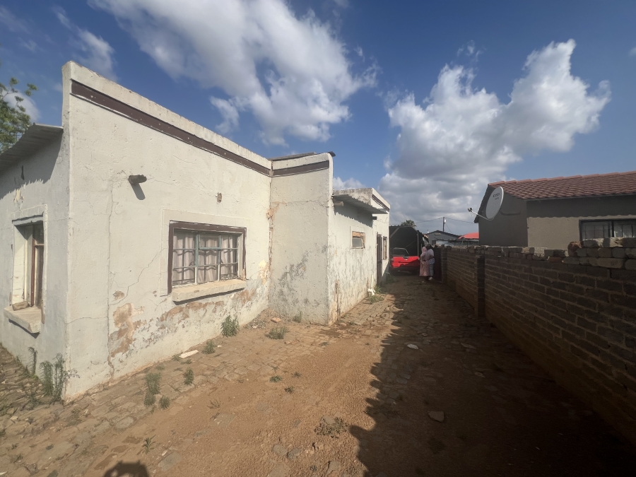 2 Bedroom Property for Sale in Soshanguve South Gauteng