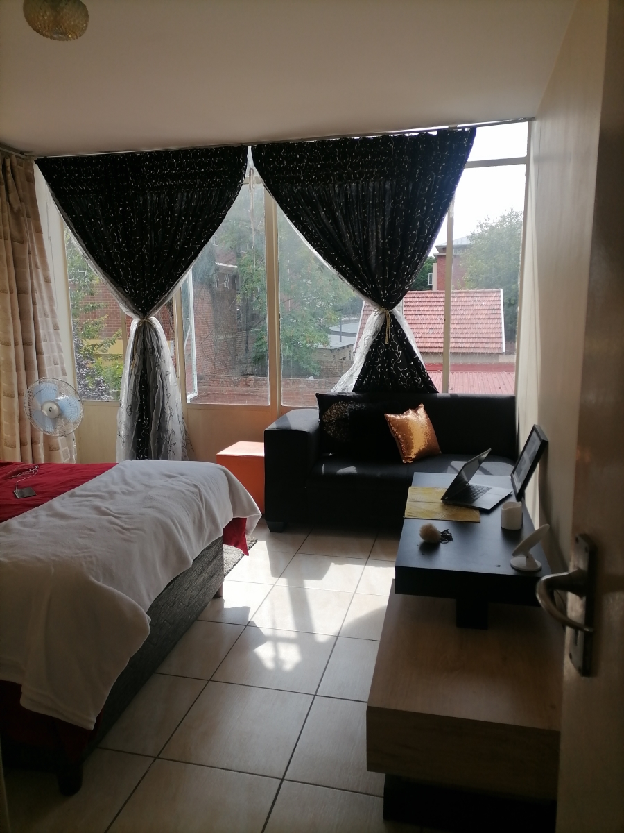 To Let 3 Bedroom Property for Rent in Arcadia Gauteng