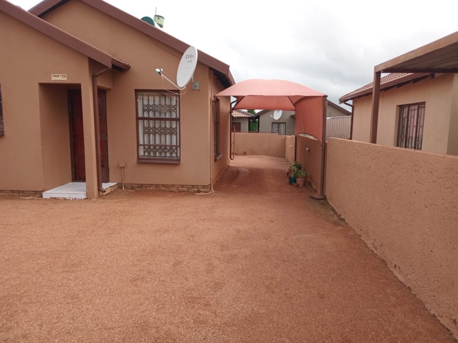 2 Bedroom Property for Sale in Soshanguve VV Gauteng