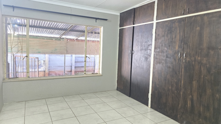 4 Bedroom Property for Sale in Sinoville Gauteng