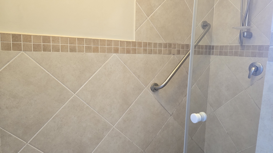 2 Bedroom Property for Sale in Montana Tuine Gauteng