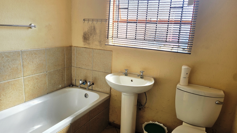 3 Bedroom Property for Sale in The Orchards Gauteng