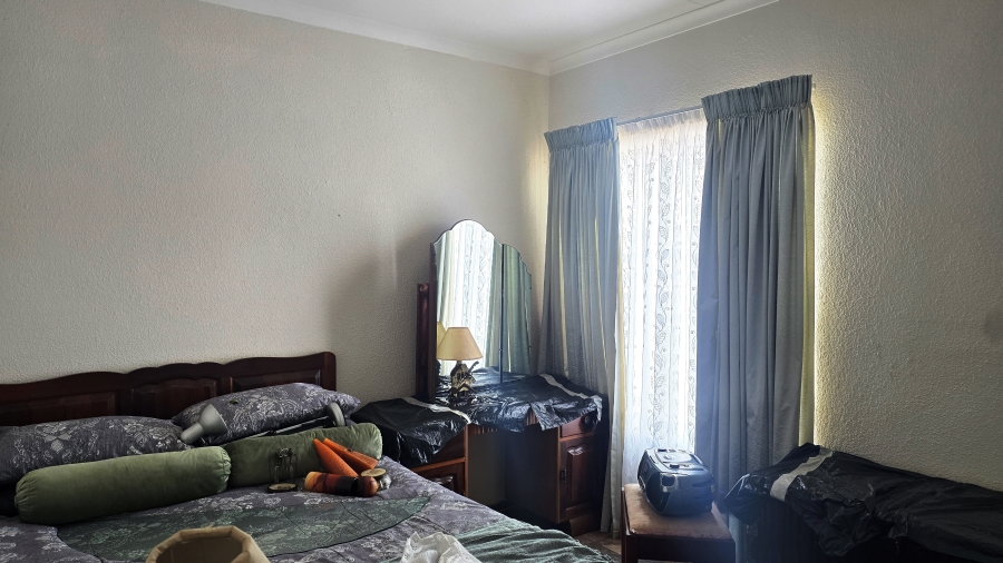 3 Bedroom Property for Sale in Annlin Gauteng