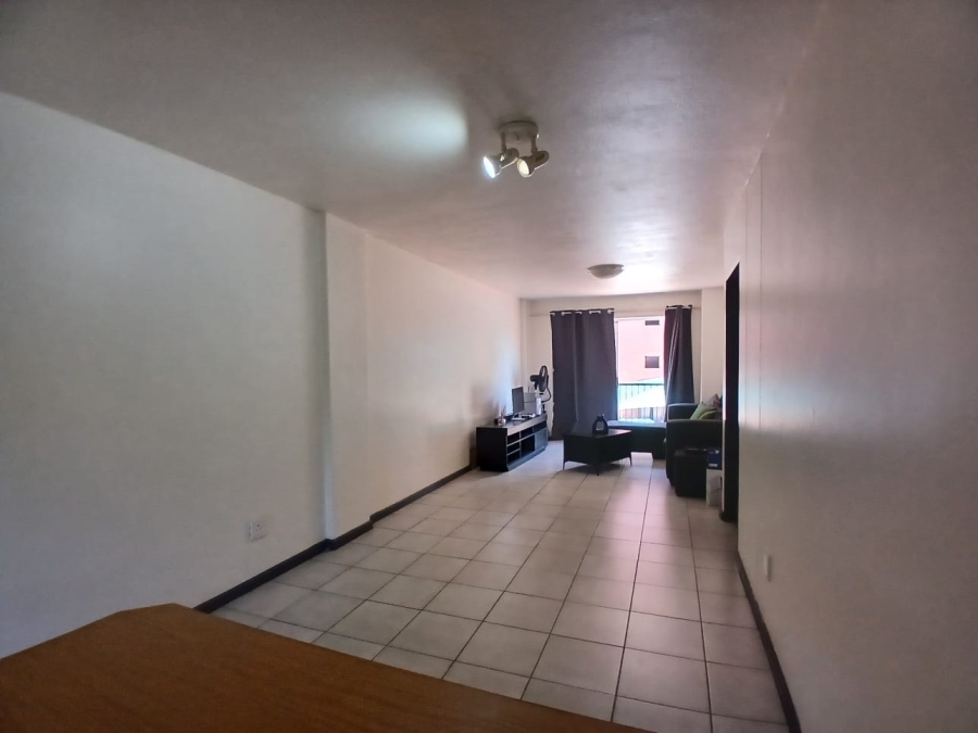 1 Bedroom Property for Sale in Die Hoewes Gauteng