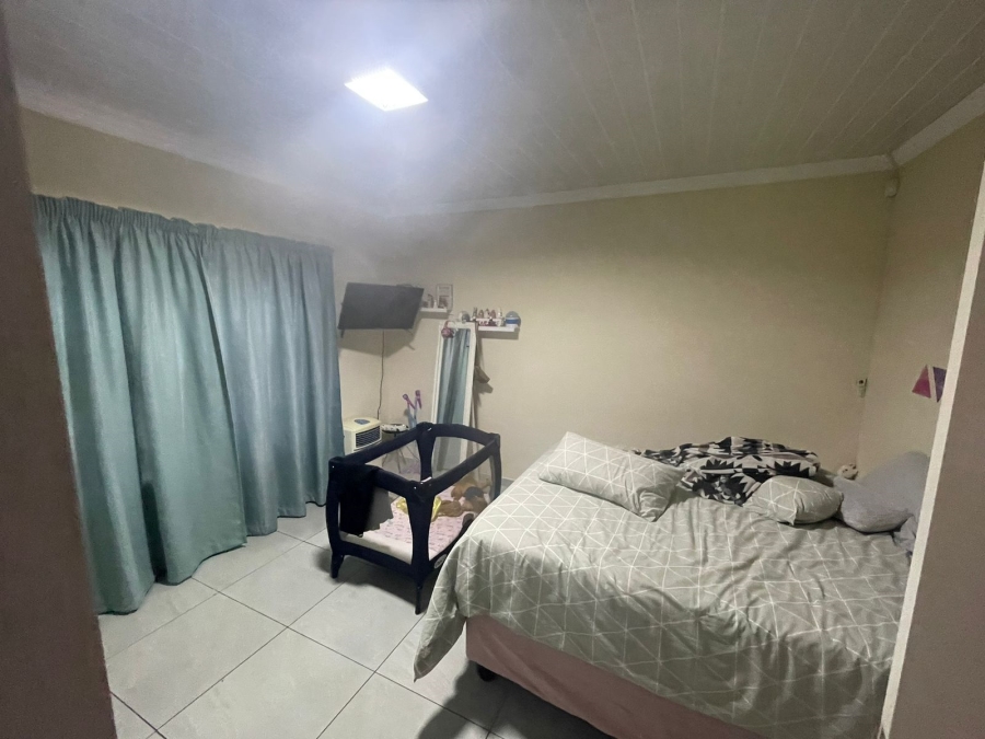 To Let 2 Bedroom Property for Rent in Brackenhurst Gauteng