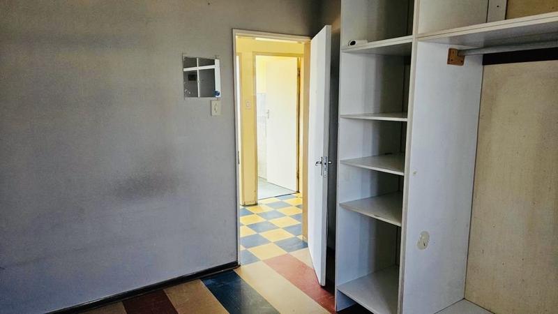 3 Bedroom Property for Sale in Newclare Gauteng