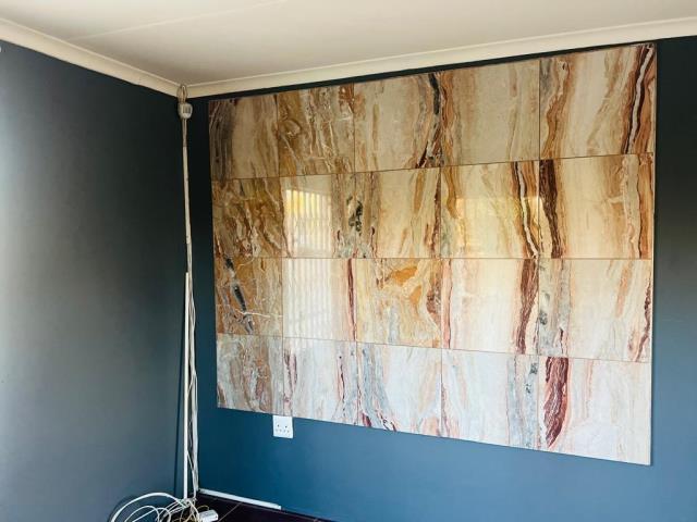 To Let 3 Bedroom Property for Rent in Fleurhof Gauteng