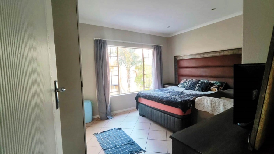 2 Bedroom Property for Sale in Annlin Gauteng