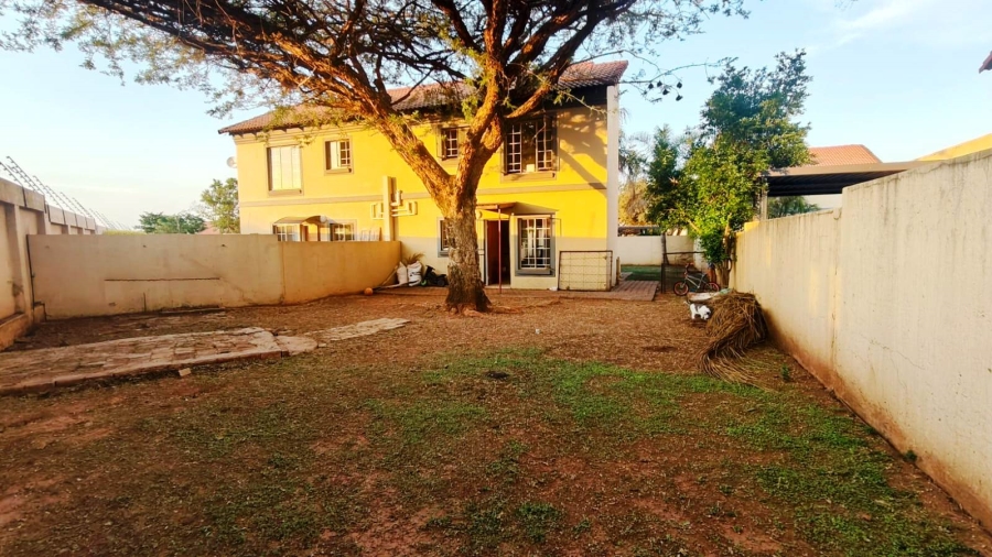 2 Bedroom Property for Sale in Annlin Gauteng