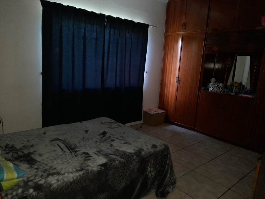 To Let 3 Bedroom Property for Rent in Dunnottar Gauteng
