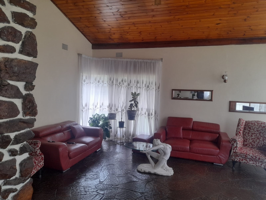 To Let 2 Bedroom Property for Rent in Selection Park Gauteng