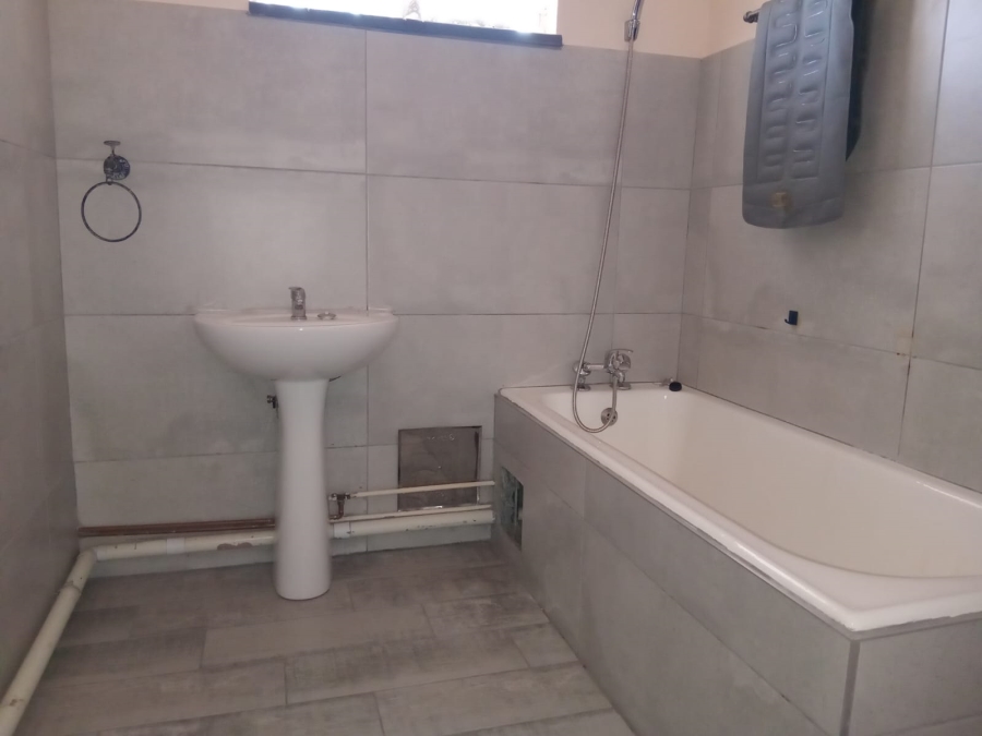 2 Bedroom Property for Sale in Selection Park Gauteng