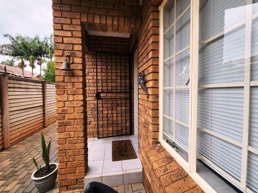 3 Bedroom Property for Sale in Florauna Gauteng