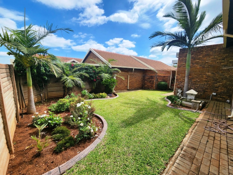 3 Bedroom Property for Sale in Florauna Gauteng