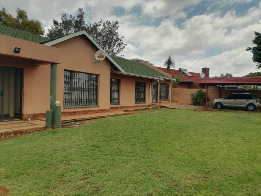 To Let 3 Bedroom Property for Rent in Montana Gauteng