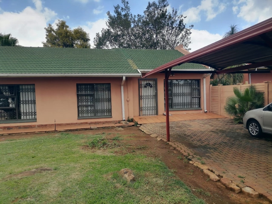 To Let 3 Bedroom Property for Rent in Montana Gauteng