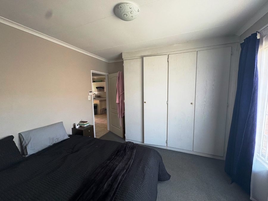 2 Bedroom Property for Sale in Doornpoort Gauteng