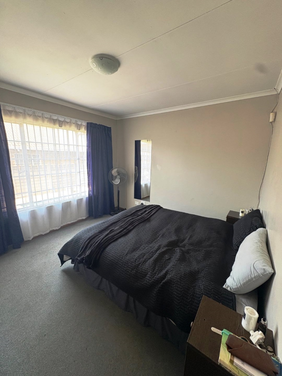 2 Bedroom Property for Sale in Doornpoort Gauteng