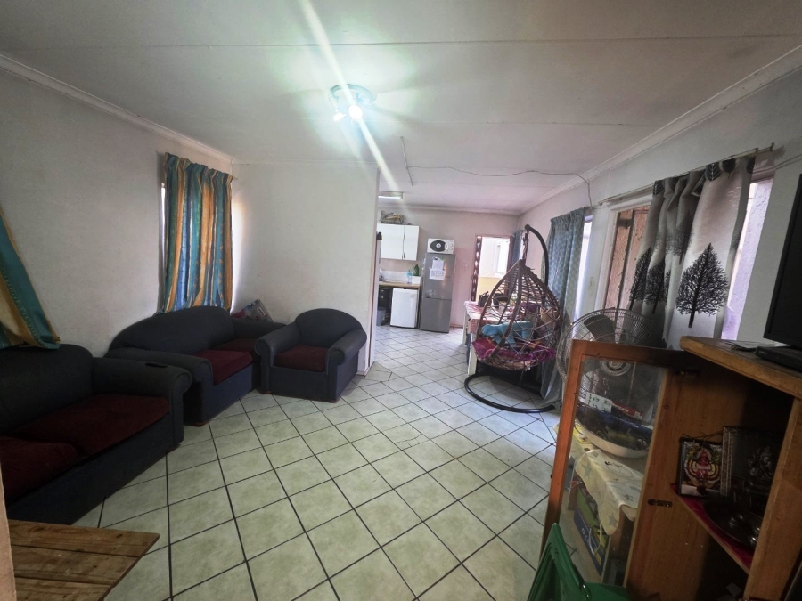 2 Bedroom Property for Sale in Magalieskruin Gauteng