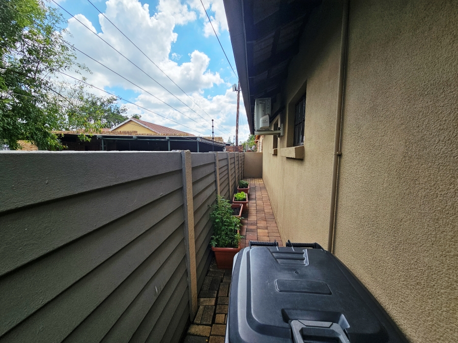 4 Bedroom Property for Sale in Montana Tuine Gauteng