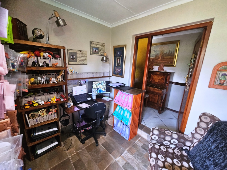 4 Bedroom Property for Sale in Montana Tuine Gauteng