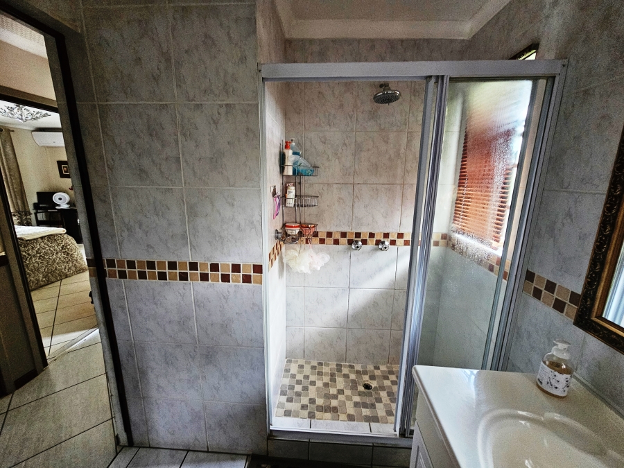 4 Bedroom Property for Sale in Montana Tuine Gauteng