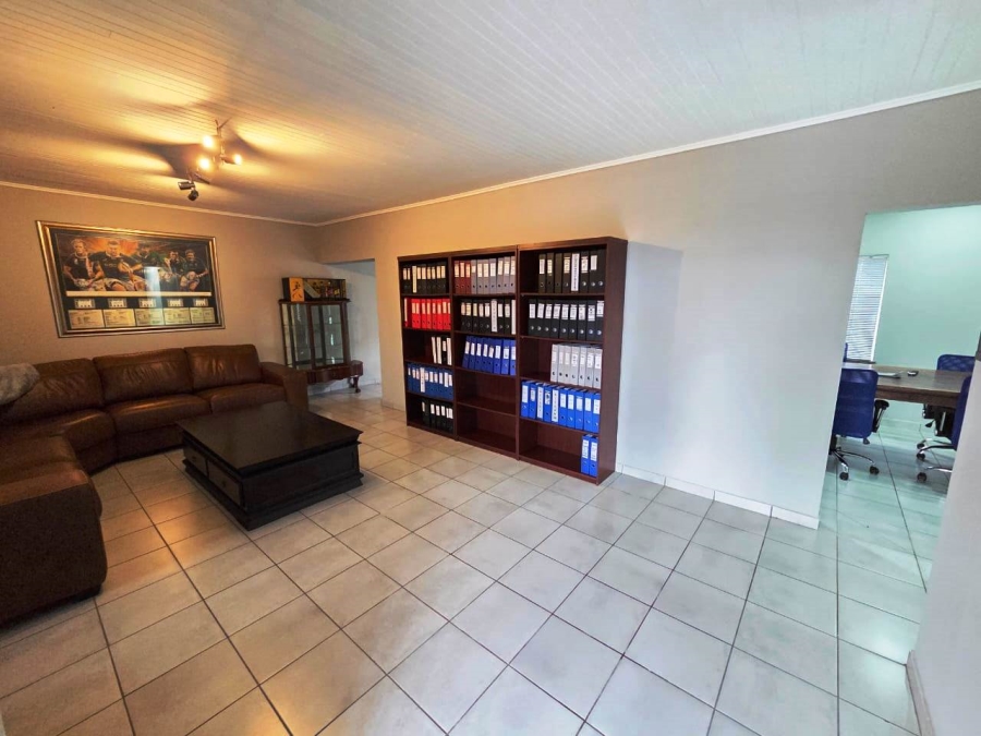 4 Bedroom Property for Sale in Magalieskruin Gauteng