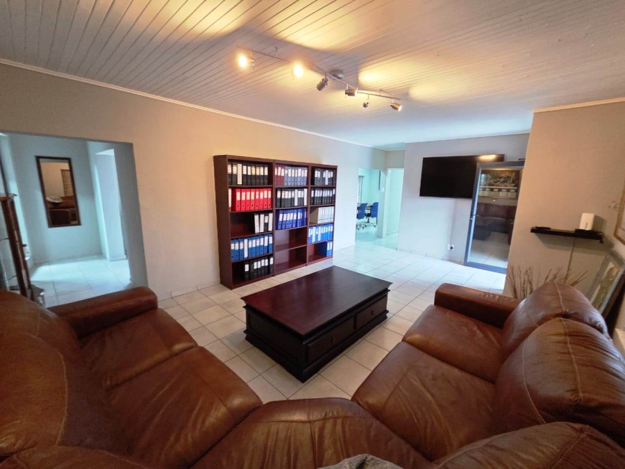 4 Bedroom Property for Sale in Magalieskruin Gauteng