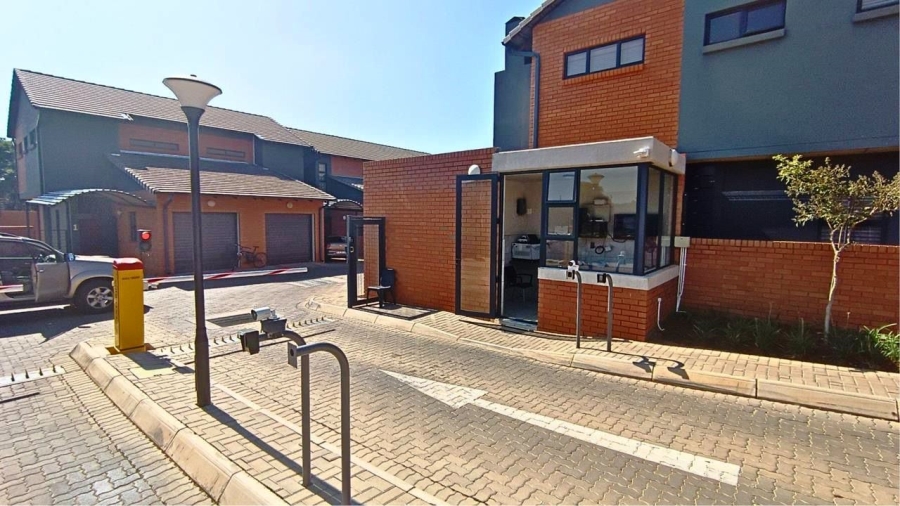 2 Bedroom Property for Sale in Montana Gauteng