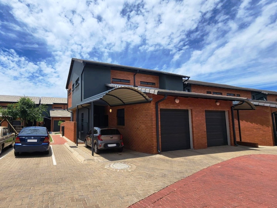 2 Bedroom Property for Sale in Montana Gauteng