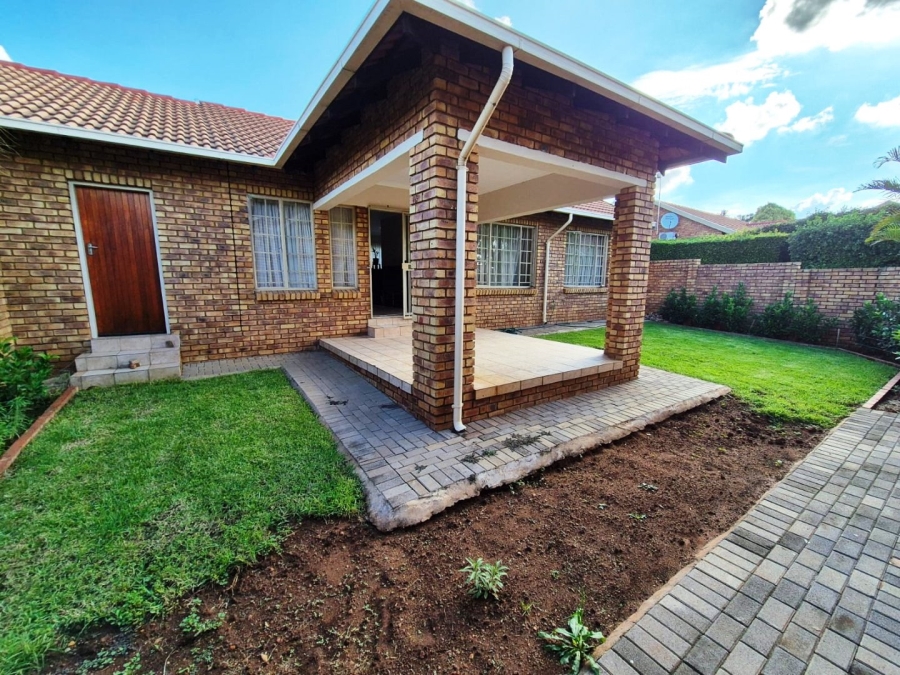 2 Bedroom Property for Sale in Montana Gauteng