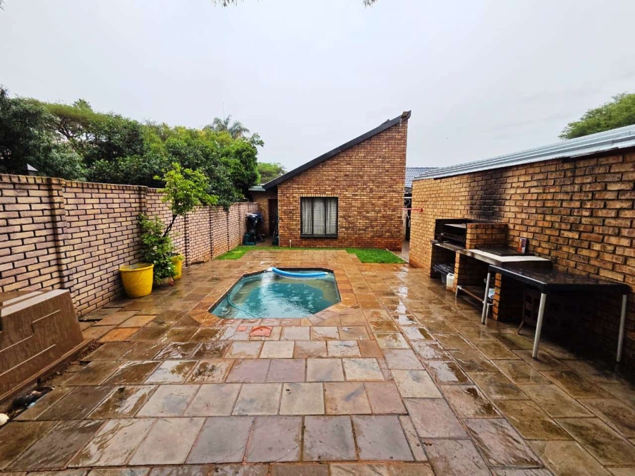 3 Bedroom Property for Sale in Doornpoort and surrounds Gauteng