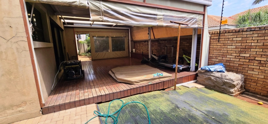 4 Bedroom Property for Sale in Montana Tuine Gauteng