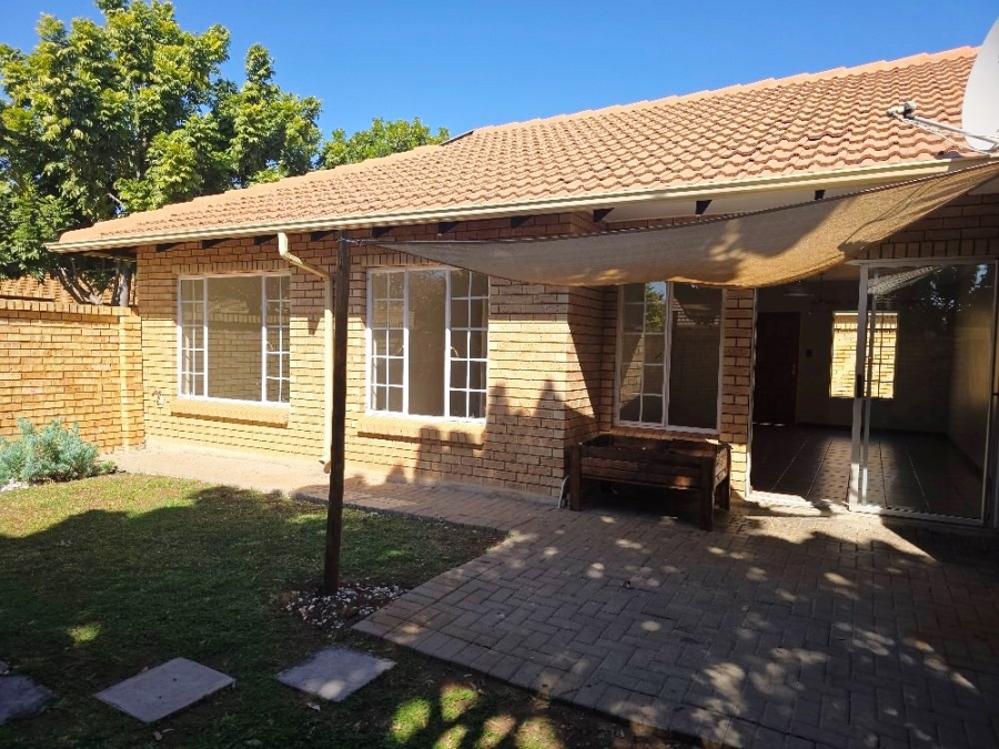 2 Bedroom Property for Sale in Sinoville Gauteng