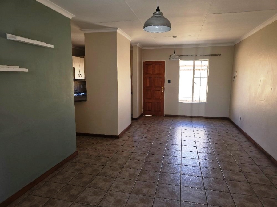 2 Bedroom Property for Sale in Sinoville Gauteng