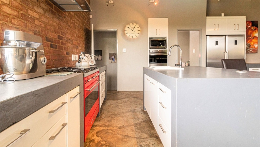 4 Bedroom Property for Sale in Monument Park Gauteng