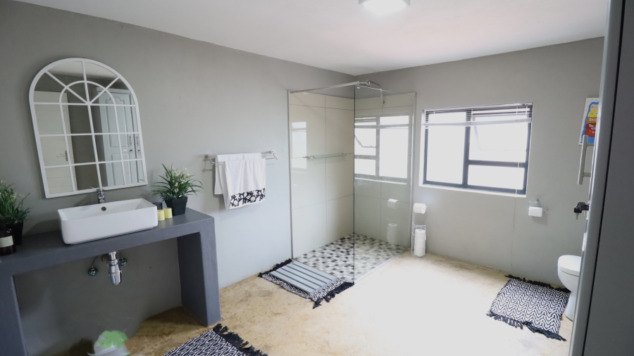 4 Bedroom Property for Sale in Monument Park Gauteng